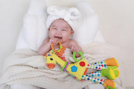 广安1岁宝宝流鼻涕打喷嚏 广安1岁宝宝流鼻涕打喷嚏